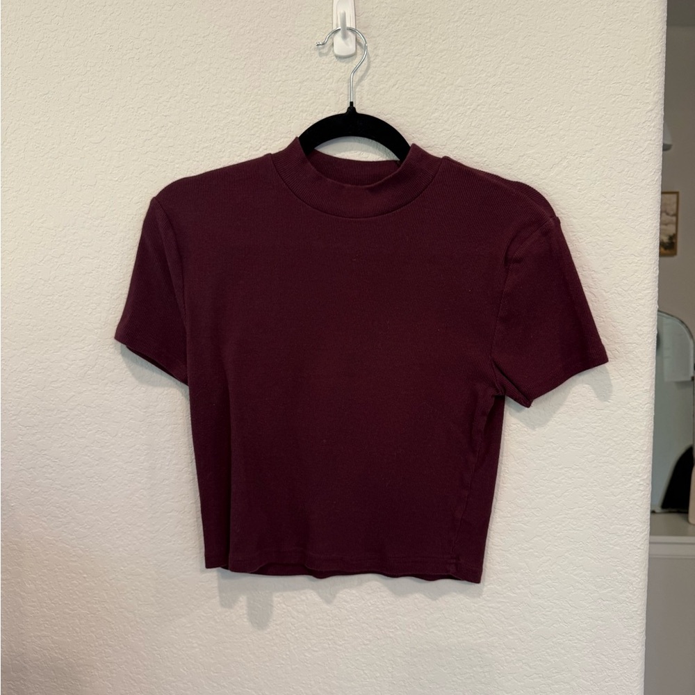 Pacsun Women's Mock Neck Short Sleeve Top - Burgundy
